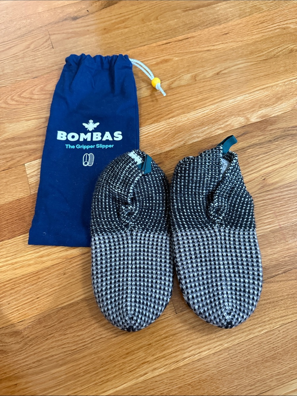 Bombas Knit Gripper Slippers — Black & Cream